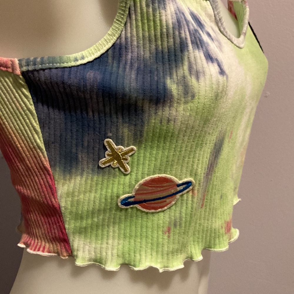 👽 SPACE ALIEN TIE DYE CROP TOP - Picture 4 of 7